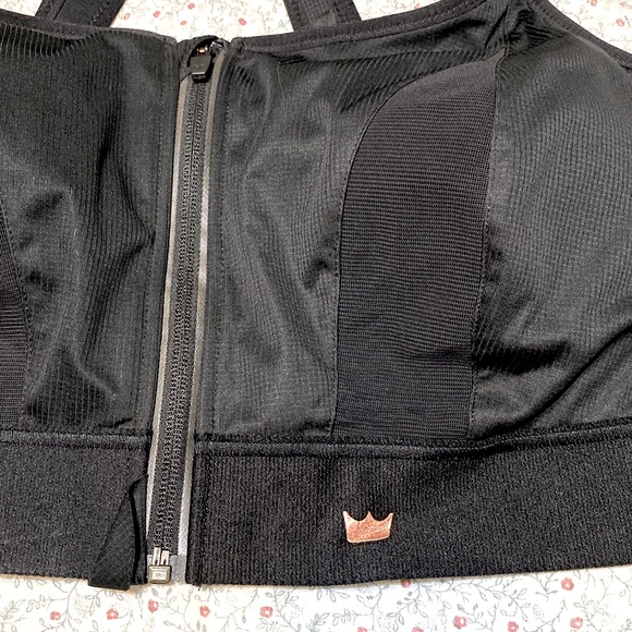 SHEFIT Ultimate High Impact Sports Bra - Picture 8 of 14